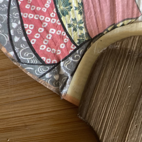 Hand Fan - Picture 4 of 6